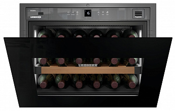 картинка Встраиваемый винный шкаф Liebherr WKEgb 582 